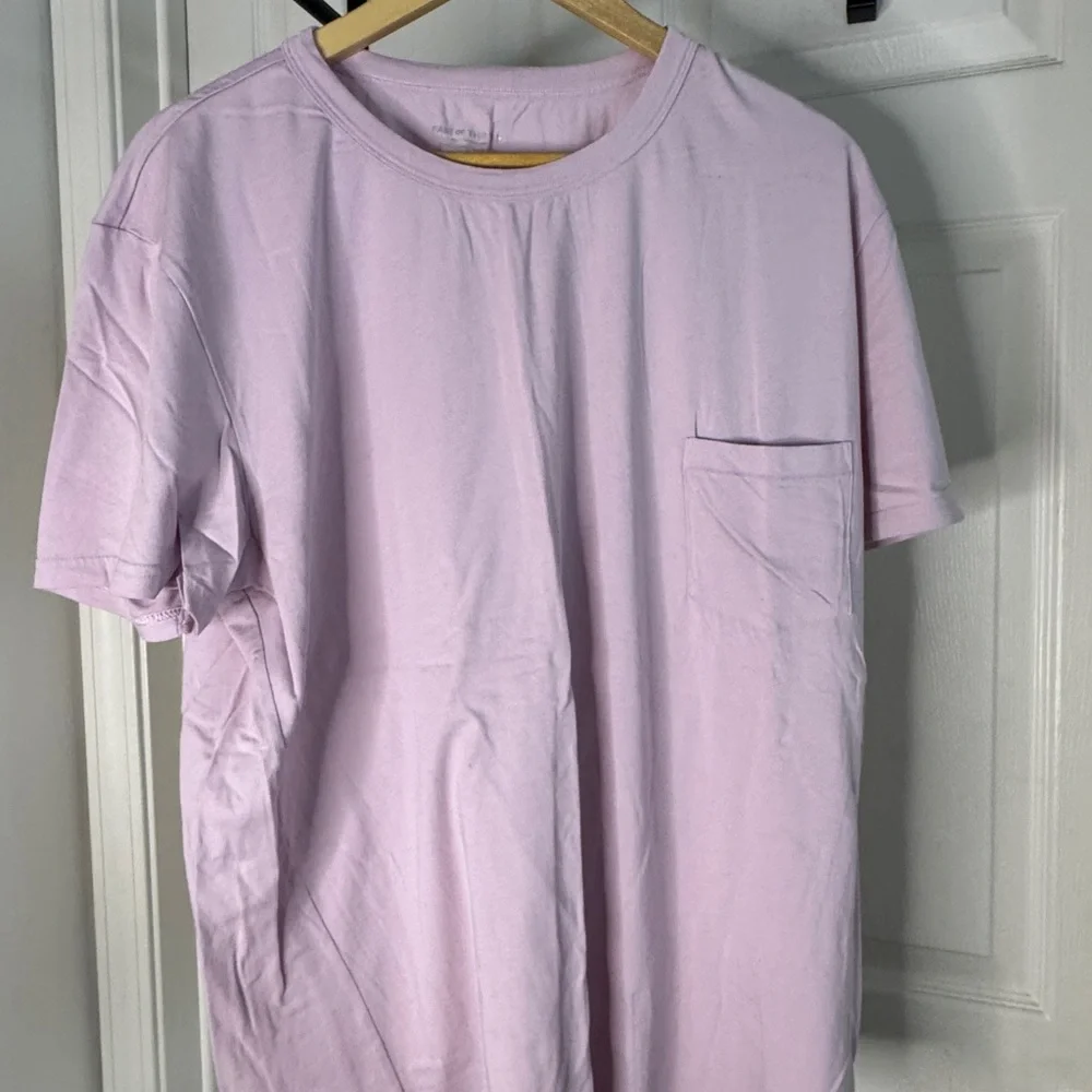 Pair of Thieves Light Purple Short Sleeve Tee - Picture 1 of 3